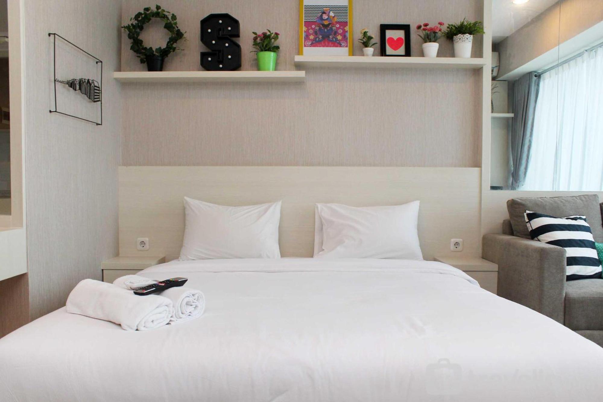 Comfort And At Grand Kamala Lagoon By Travelio Bekasi